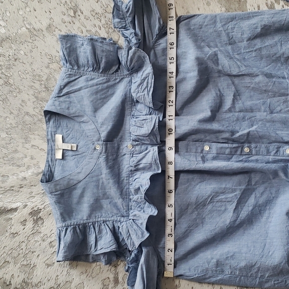 Joie Akari Ruffled Cold Shoulder Button Front Chambray Blouse SzXS - Picture 7 of 10